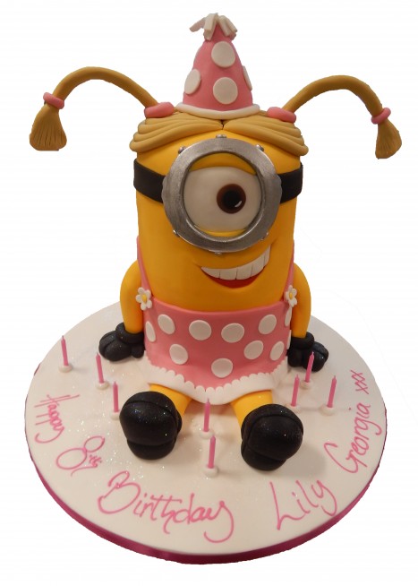Minions cake for a Star girl! #minion #minions #minionscake #minionsparty  #birthdaycake #cakesinwarri #warribaker #growwithdeeday10a | Instagram