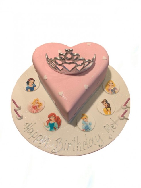 Princess in Wonder Land Chocolate Cake uae | Gift Princess in Wonder Land Chocolate  Cake- FNP