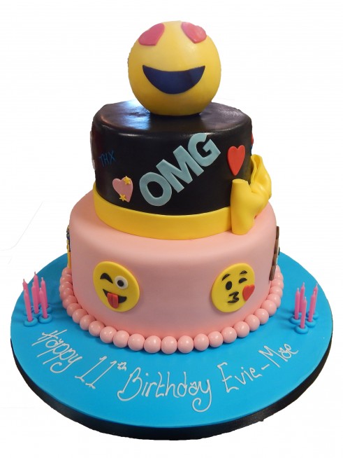 Smiling Face Emoji Cake | Home delivery in Pune | Adult Cakes