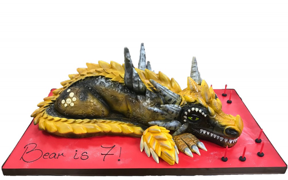 3D Green Dragon Cake | Dragon birthday cakes, Dragon cakes, Dragon cake