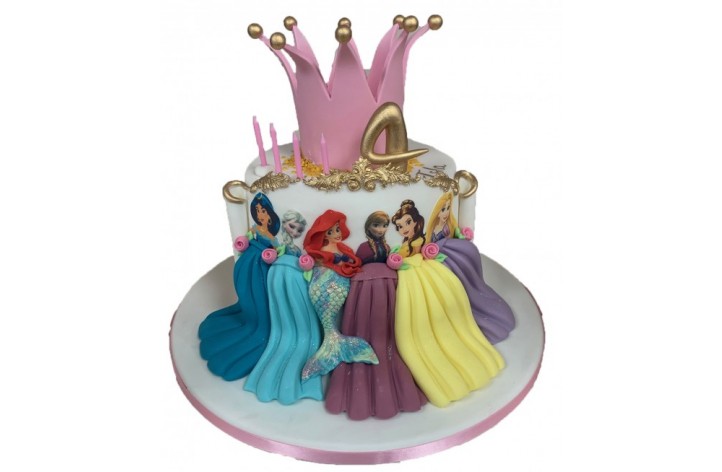 10 Pretty Princess Cakes