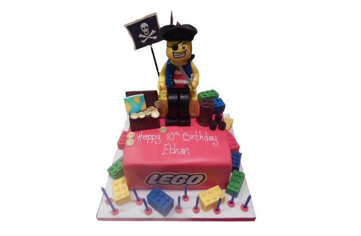 Lego Pirate cake