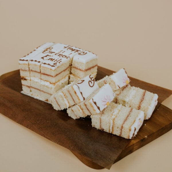 Personalised Postal Celebration Cake - Image 4